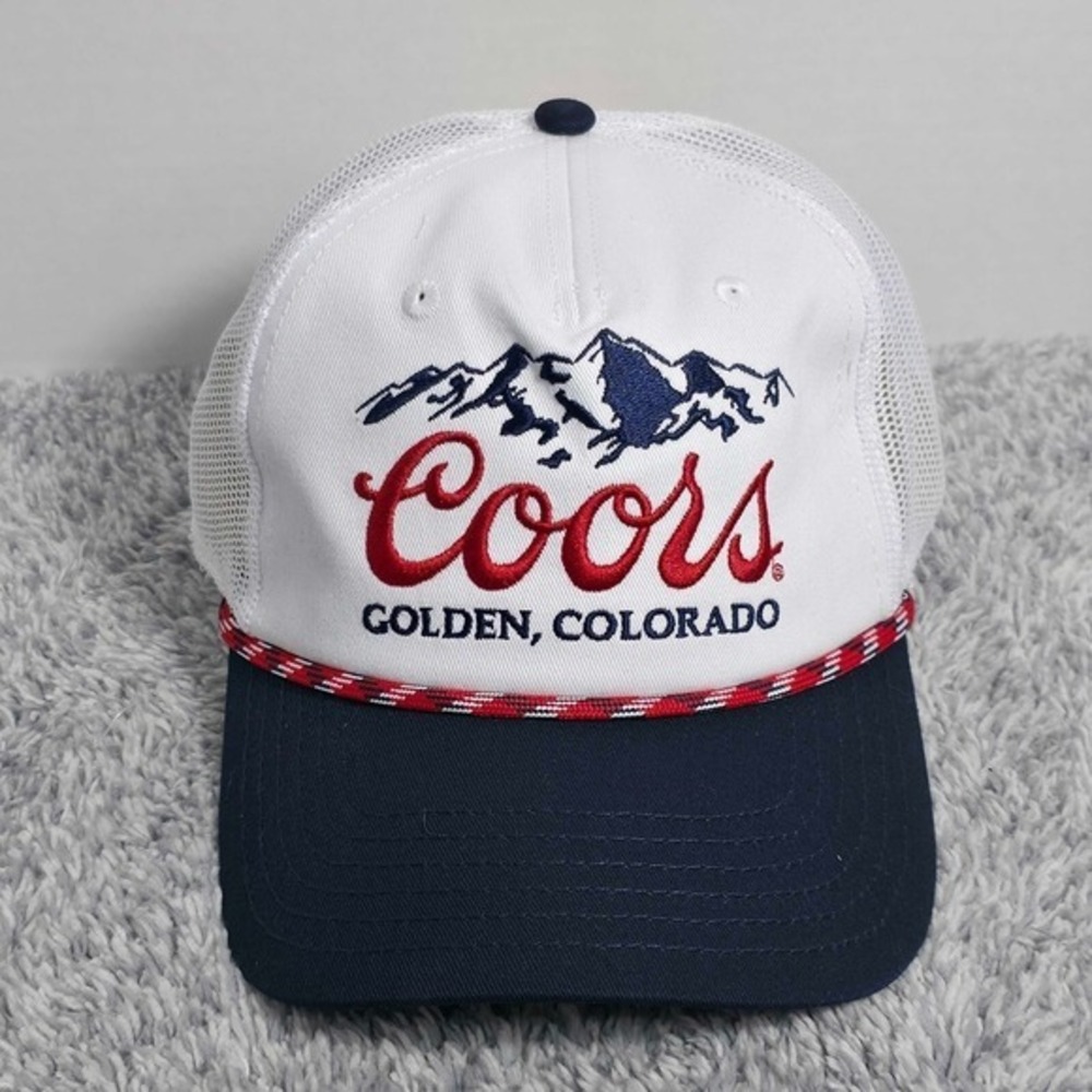 Coors Banquet Golden Colorado Rope Mesh Snapback Trucker Hat Cap White Navy NWT